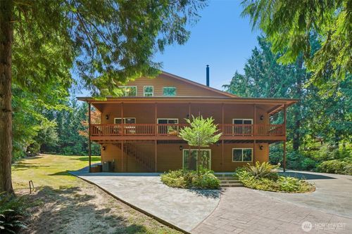 720 Ostrander Rd, Kelso, WA, 98626-9762 | Card Image