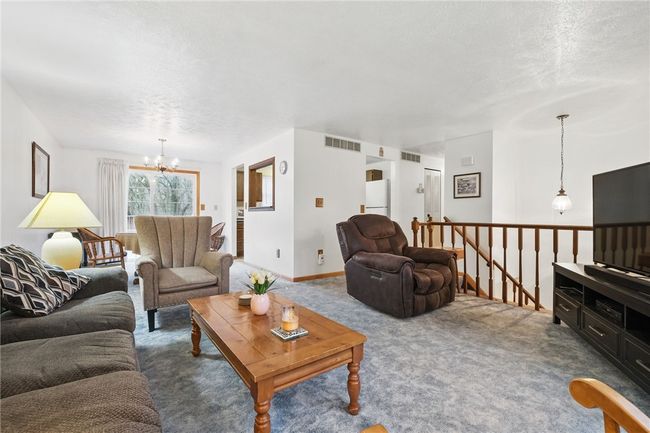 122 Clarette Rd, House other with 3 bedrooms, 2 bathrooms and 2 parking in Pittsburgh PA | Image 10