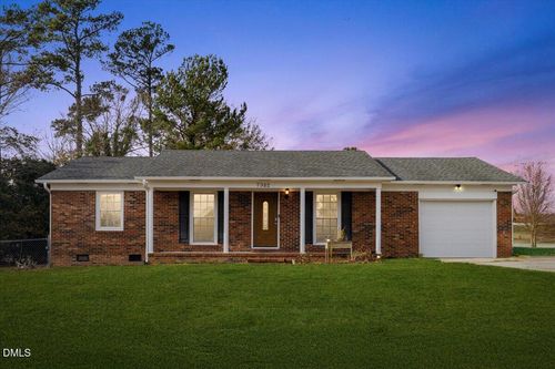 7302 Avalon Dr, Fayetteville, NC, 28303-2402 | Card Image