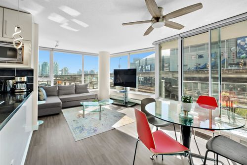 305-689 Abbott St, Vancouver, BC, V6B0J2 | Card Image