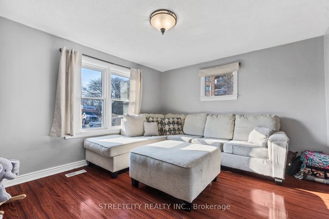 23 Dunkirk Dr, House other with 3 bedrooms, 1 bathrooms and 4 parking in Saint Thomas ON | Image 9
