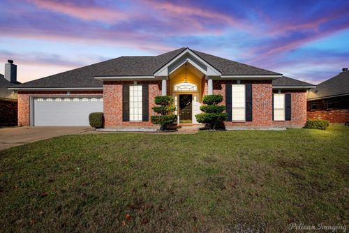 1413 Magnolia Rdg, Bossier City, LA, 71112-5043 | Card Image