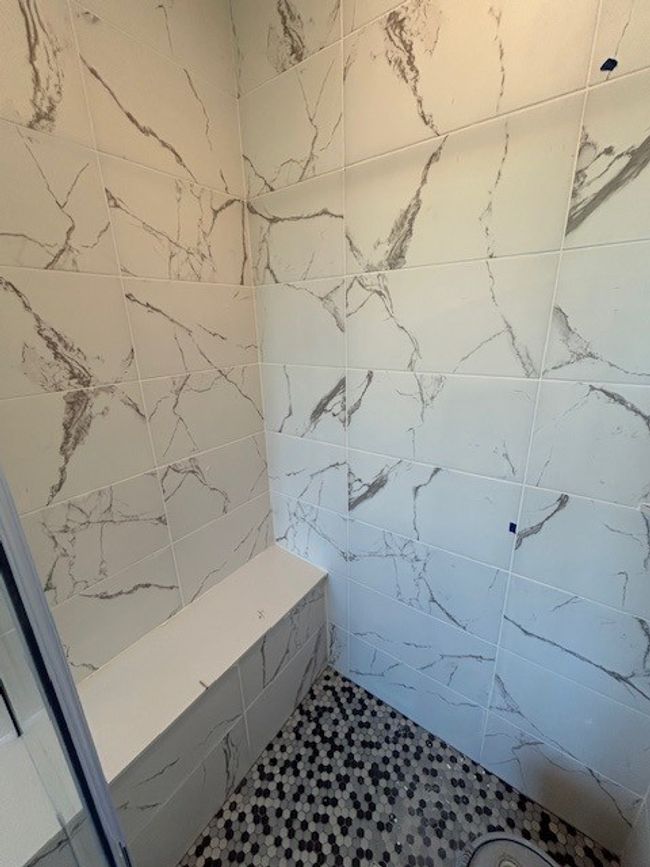 Walk-in shower in Primary Bath | Image 10