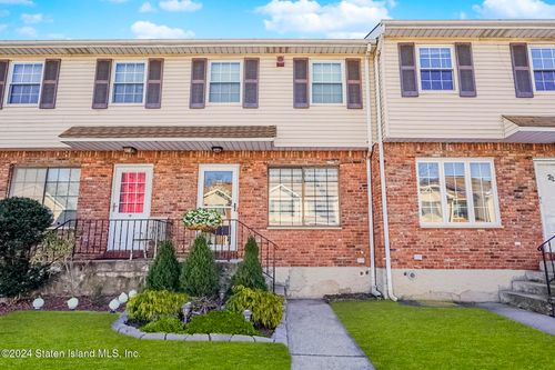 23 Ferndale Court, Staten Island, NY, 10314 | Card Image