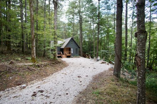 82 Firefly Lane, Campton, KY, 41301 | Card Image