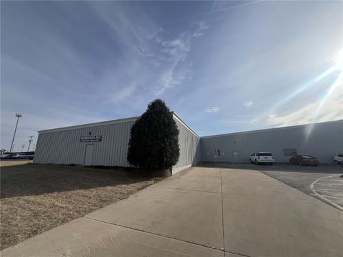 b-5203 16th Avenue Sw, Cedar Rapids, IA, 52404 | Card Image