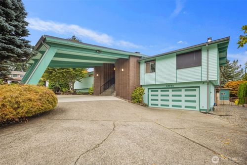 13015 79th Pl Se, Snohomish, WA, 98290-6220 | Card Image