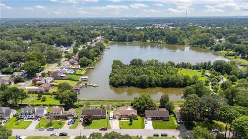 5917 Woodhaven Ct, Virginia Beach, VA, 23464-2011 | Card Image