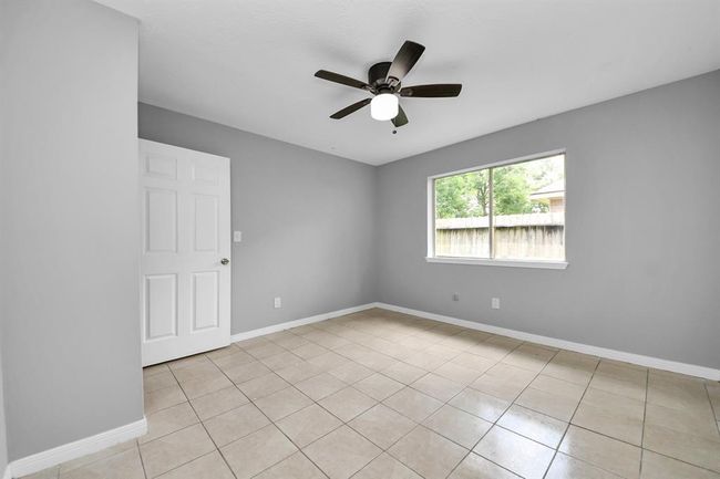 2622 Heatherknoll Dr, House other with 3 bedrooms, 2 bathrooms and 1 parking in Spring TX | Image 35