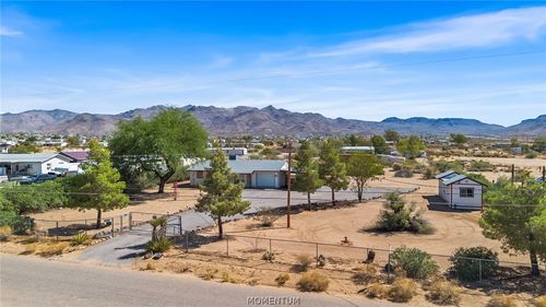 3340 N Hope Rd, Golden Valley, AZ, 86413-9030 | Card Image