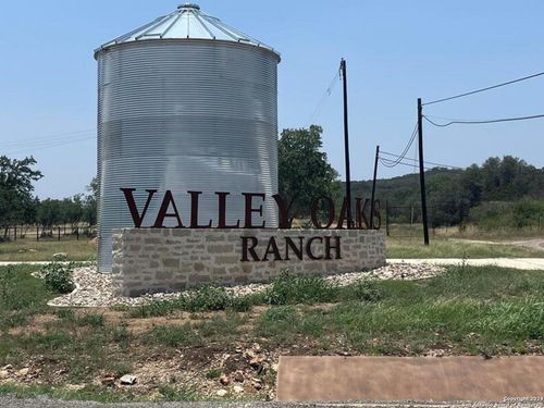 LOT 200 Valley Oaks Ranch, Hondo, TX, 78861 | Card Image