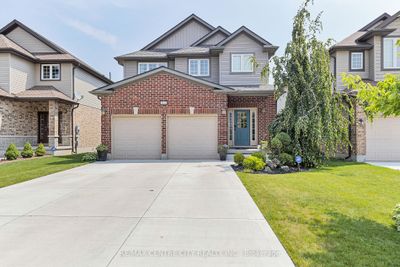 1810 Jubilee Dr, House other with 3 bedrooms, 3 bathrooms and 6 parking in London ON | Image 1