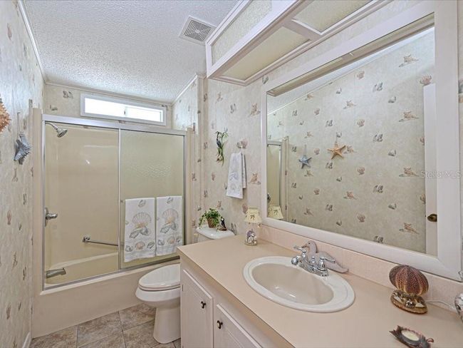 8439 Imperial Cir, House other with 2 bedrooms, 2 bathrooms and null parking in PALMETTO FL | Image 22