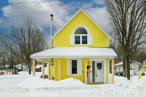 12 Gillies St, Braeside, ON, K0A1G0 | Card Image