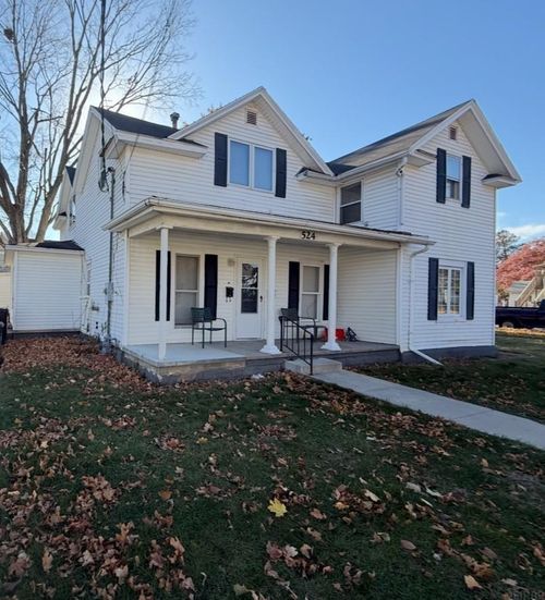 524 W 6th St, Cedar Falls, IA, 50613-2855 | Card Image