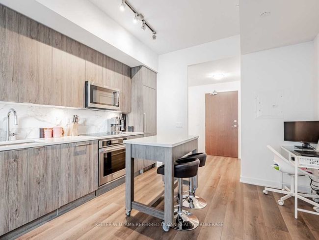 727 - 38 Iannuzzi St, Condo with 1 bedrooms, 1 bathrooms and null parking in Toronto ON | Image 6