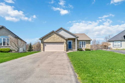 449 Barrington Crt, Ridgeway, ON, L0S1N0 | Card Image