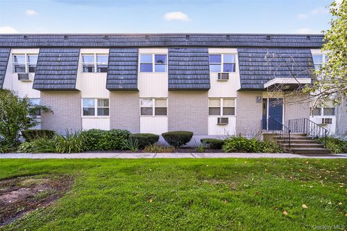 apt-k-4 White Gate Dr, Wappingers Falls, NY, 12590-5058 | Card Image