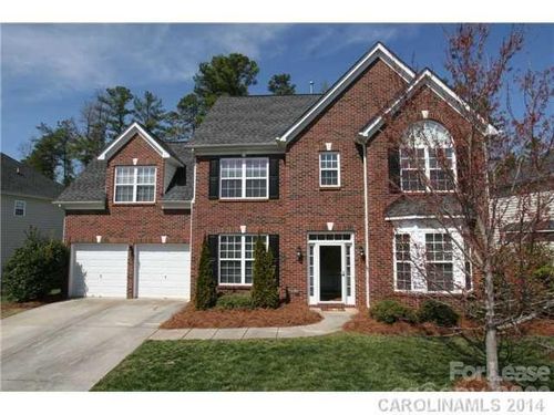10132 Montrose Dr Nw, Charlotte, NC, 28269-7008 | Card Image