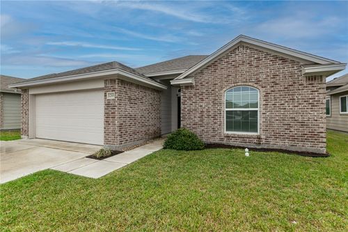 1289 Thames Chase Dr, Corpus Christi, TX, 78415-4317 | Card Image
