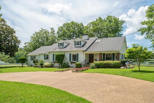 2708 Malvern Ave, Hot Springs, AR, 71901-8110 | Card Image