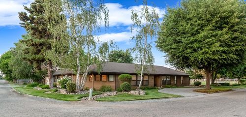 h-13401 Avenue 328, Visalia, CA, 93292-9089 | Card Image