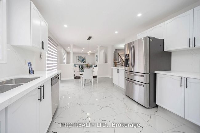 21 Sandway Dr, House other with 7 bedrooms, 5 bathrooms and 4 parking in Brampton ON | Image 6