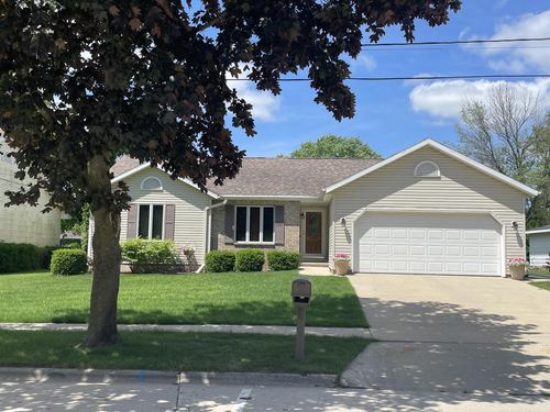4016 Lancer Circle, Manitowoc, WI, 54220 | Card Image