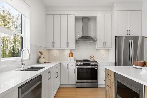 2-20645 68 Ave, Langley, BC, V2Y | Card Image