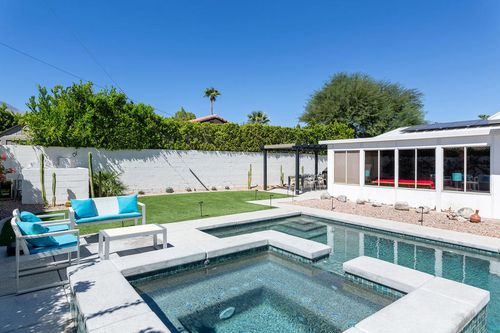 3085 E Via Escuela, Palm Springs, CA, 92262-3964 | Card Image