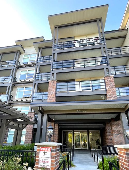 301-22577 Royal Cres, Maple Ridge, BC, V2X2M2 | Card Image