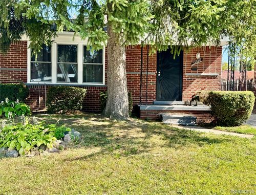 11320 Coyle St, Detroit, MI, 48227-2457 | Card Image