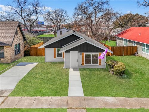 3024 James Ave, Fort Worth, TX, 76110-3417 | Card Image