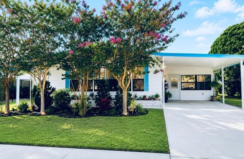 3937 Chris Dr, WESLEY CHAPEL, FL, 33543-5059 | Card Image