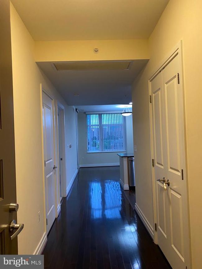 APT-1017 - 8220 Crestwood Heights Dr, Condo with 2 bedrooms, 2 bathrooms and null parking in MCLEAN VA | Image 27