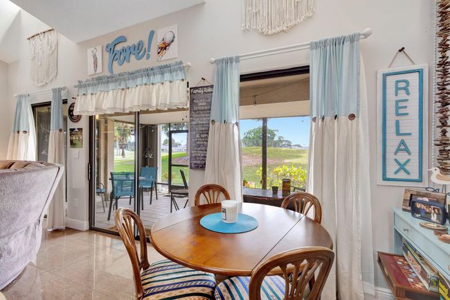 6700 Versailles Ct, Condo with 3 bedrooms, 3 bathrooms and null parking in Lake Worth FL | Image 19
