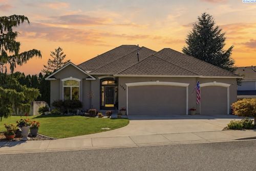 1754 Sagewood St, Richland, WA, 99352 | Card Image