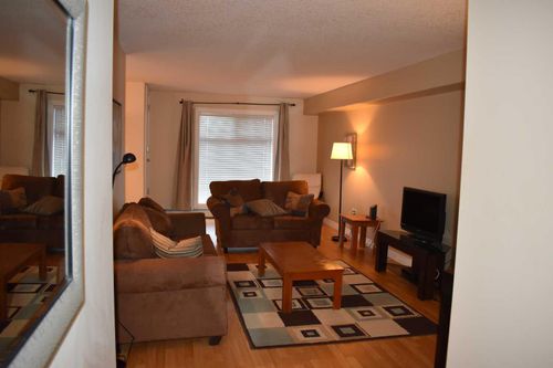 109b-5101 18 St, Lloydminster, AB, T9V2G7 | Card Image