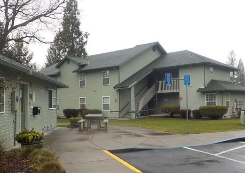 113 Onyx St, Eagle Point, OR, 97524-9685 | Card Image