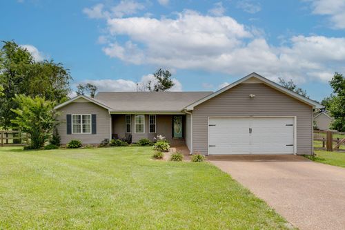 6003 Hill Cir, Bon Aqua, TN, 37025-1465 | Card Image