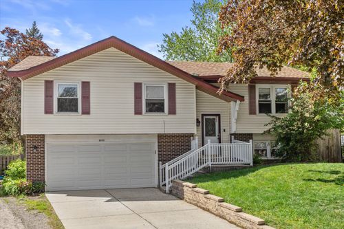 6650 124th St, Pleasant Prairie, WI, 53158-3637 | Card Image