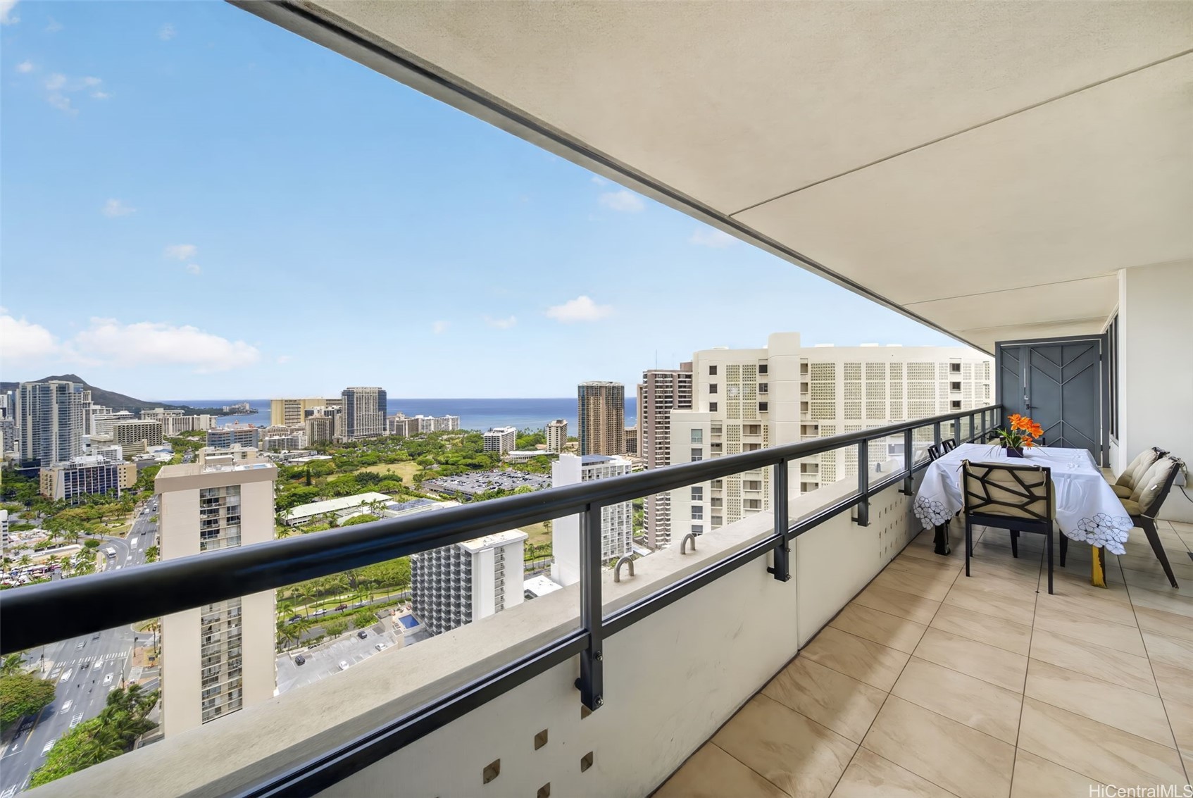 Residential in Honolulu 3