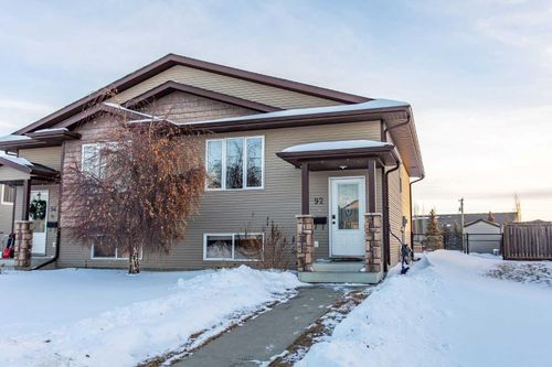 92 Iron Wolf Blvd, Lacombe, AB, T4L0C7 | Card Image