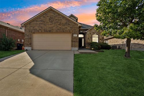 10937 Braemoor Drive, Fort Worth, TX, 76052 | Card Image