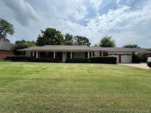 3704 E 56th St, Tulsa, OK, 74135-3823 | Card Image