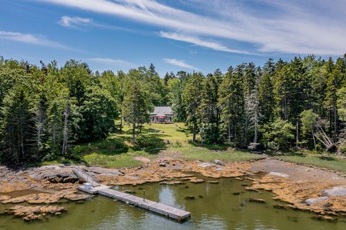 72 States Point Rd, Saint George, ME, 04860-5073 | Card Image
