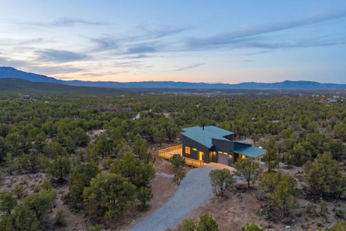 102 Spanish Peaks Rd, Arroyo Hondo, NM, 87513 | Card Image