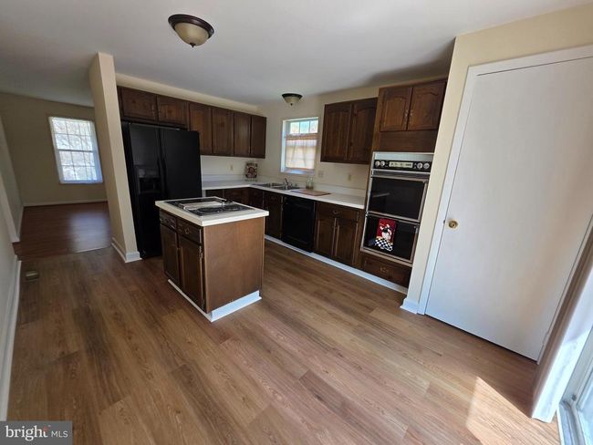 6013 Harvester Ct, House other with 4 bedrooms, 3 bathrooms and null parking in BURKE VA | Image 5