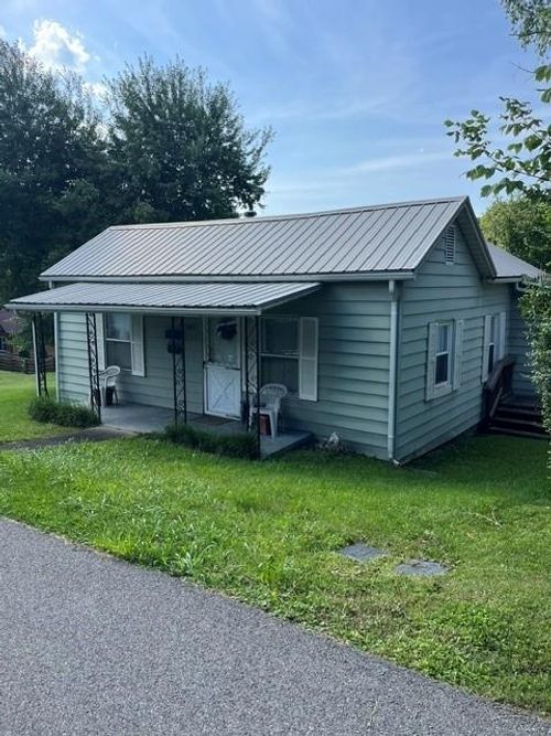 307 B St Se, Abingdon, VA, 24210-3711 | Card Image