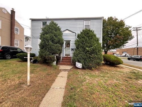 683 Kingsland Ave, Lyndhurst, NJ, 07071-2803 | Card Image